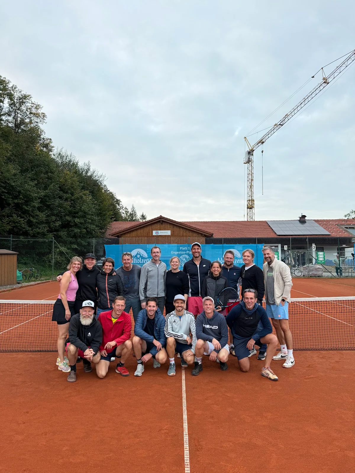 Fast das komplette Teilnehmerfeld der Vereinsmeisterschaft 2026.